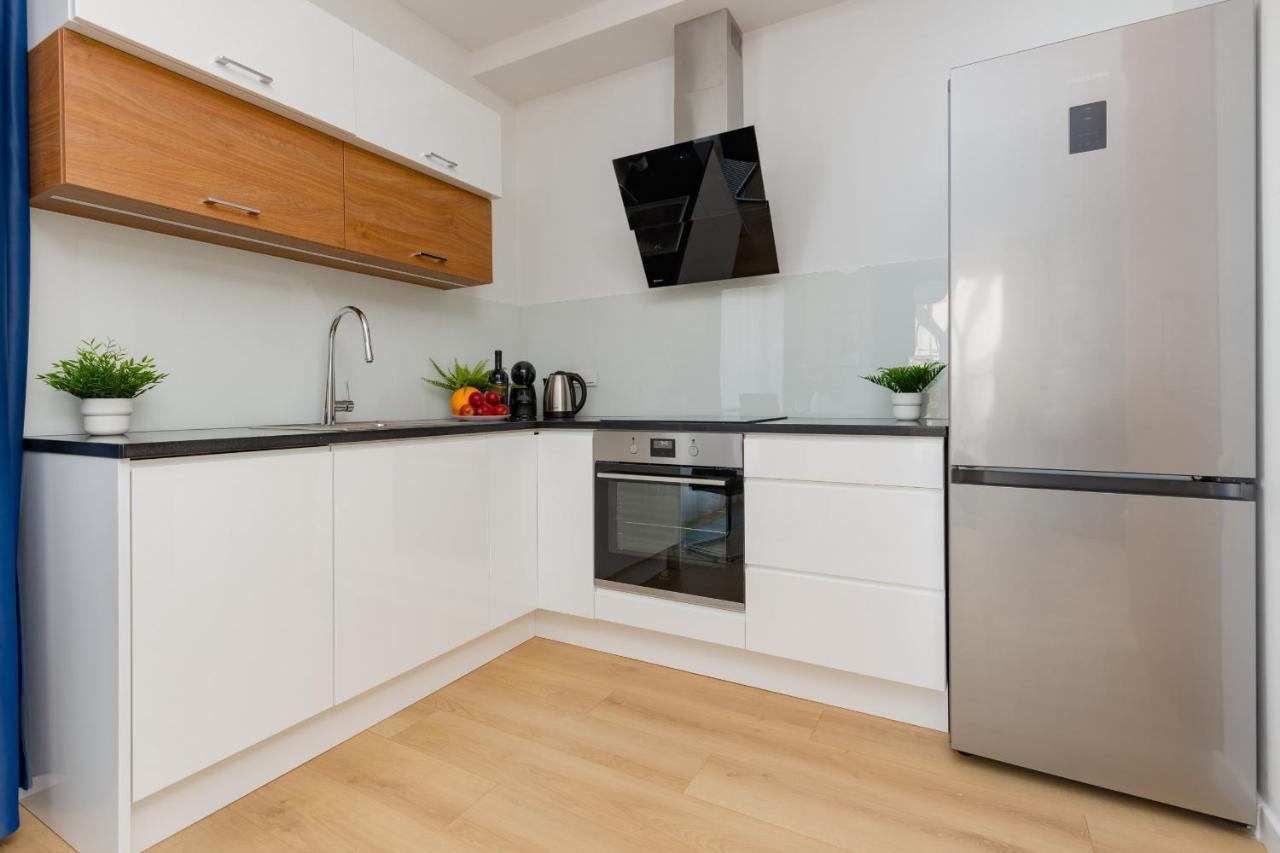 Warszawa Srodmiescie Bonifraterska Apartments By Noclegi Renters Dış mekan fotoğraf