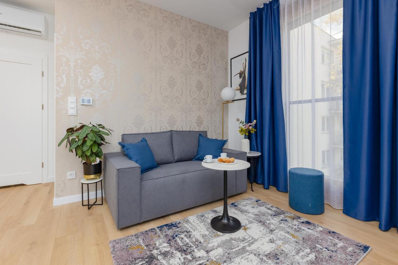 Warszawa Srodmiescie Bonifraterska Apartments By Noclegi Renters Dış mekan fotoğraf
