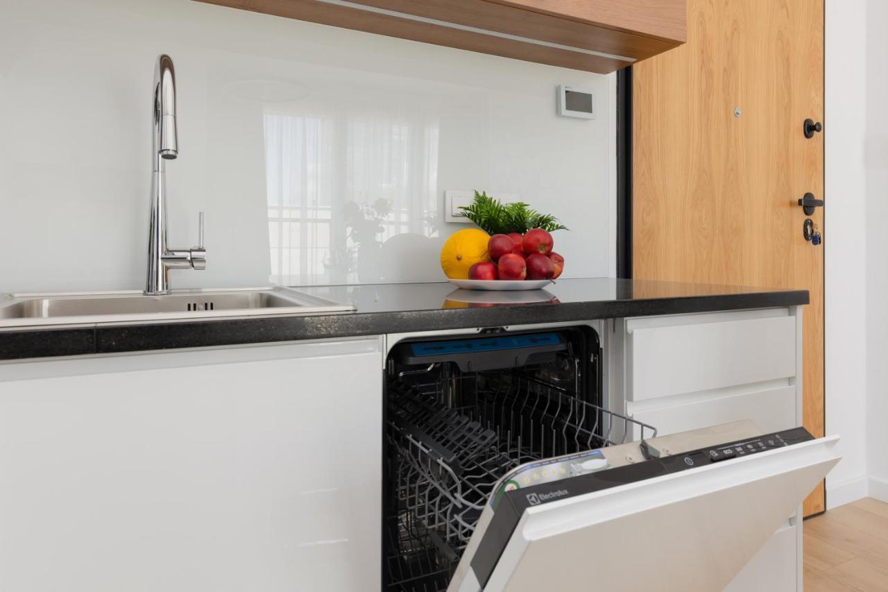 Warszawa Srodmiescie Bonifraterska Apartments By Noclegi Renters Dış mekan fotoğraf